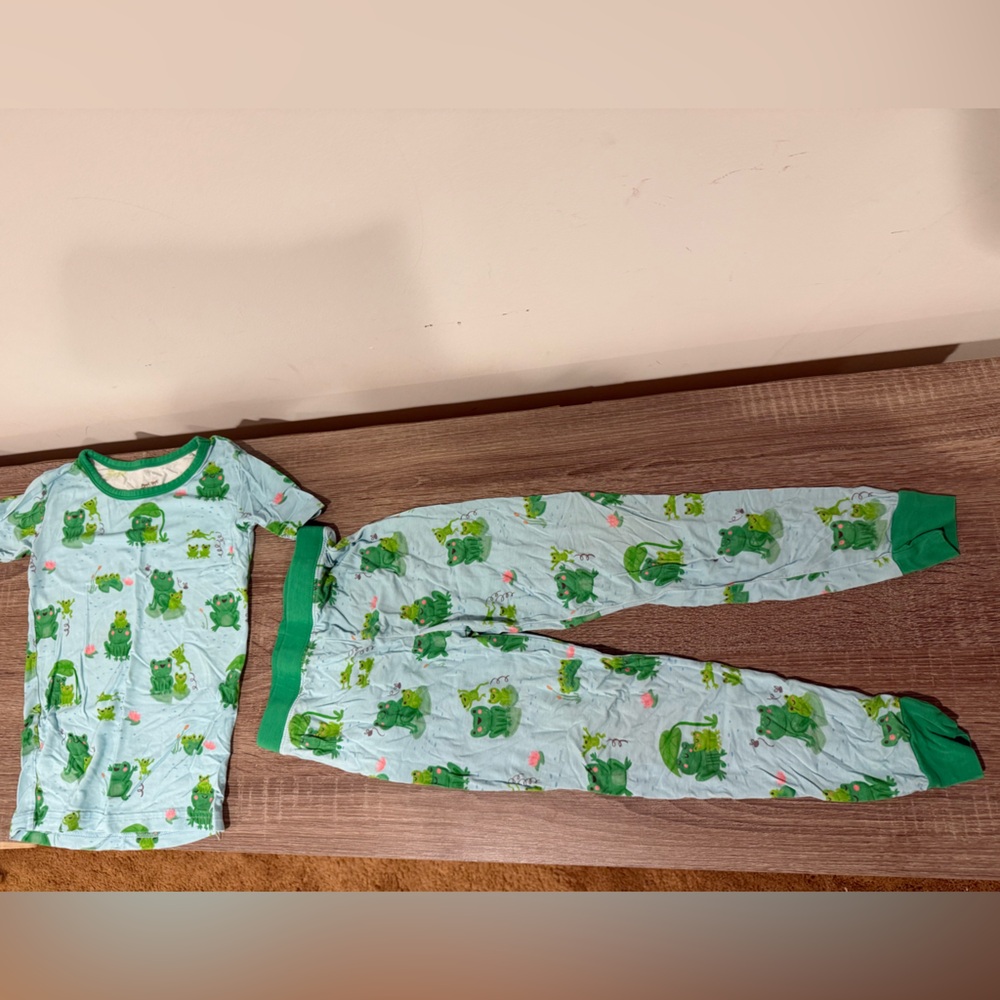 Little Sleepies Leaping Love Size 4T Shortsleeved PJ set